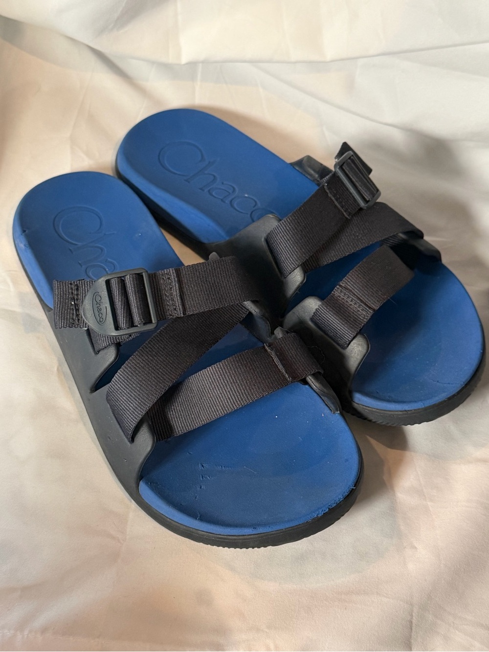Chaco Black / Blue Slip On Chillos Slides Size 10